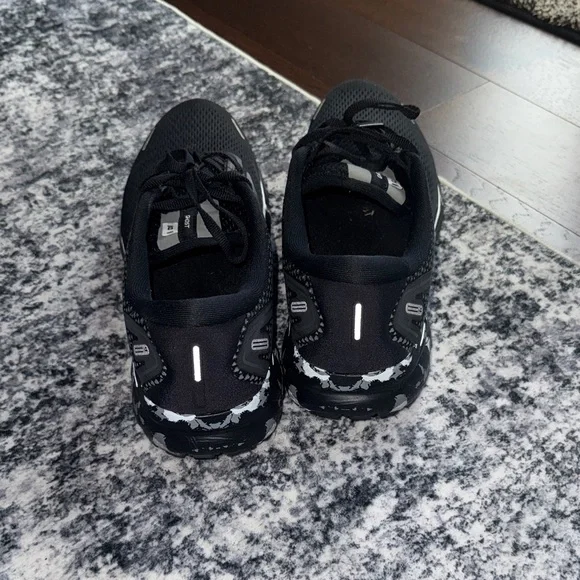 Brooks Ghost 14 size 13 men’s Black and White Sneakers - Picture 4 of 10